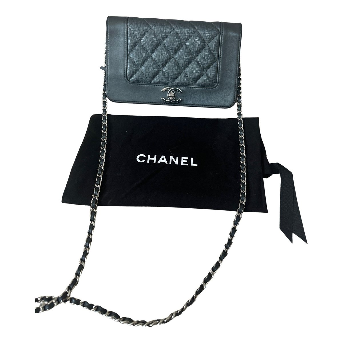 Wallet On Chain leather crossbody bag