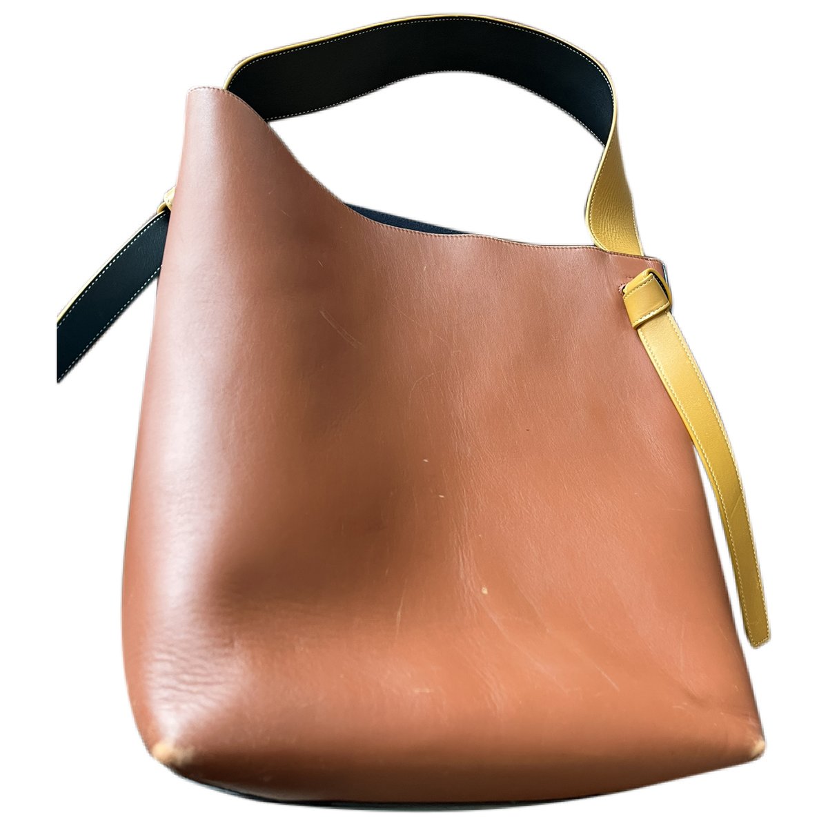 Twisted leather tote