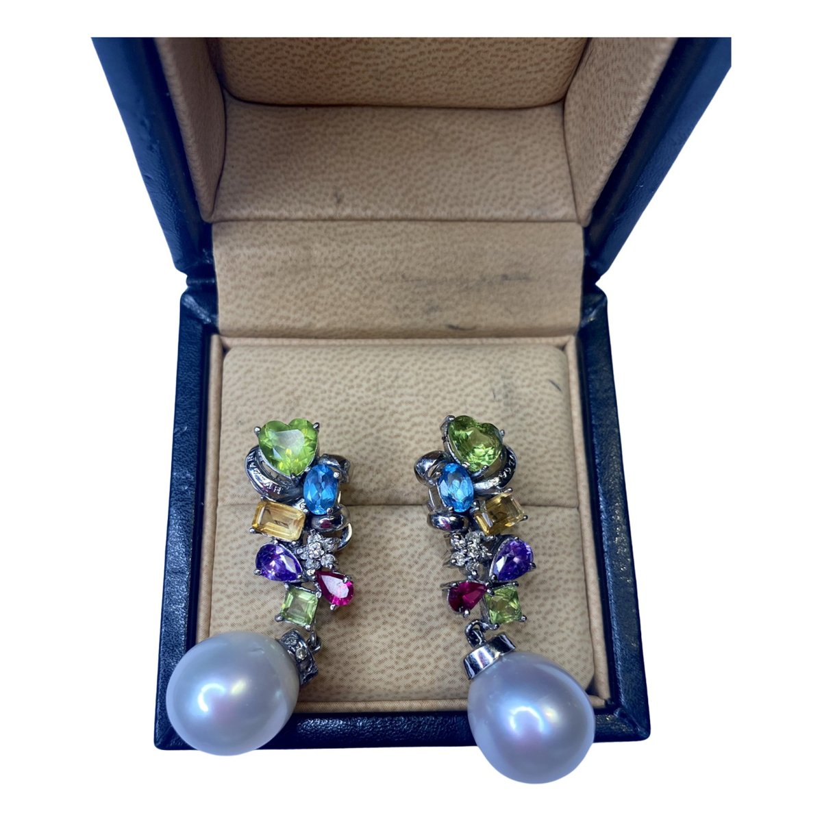 Allegra white gold earrings