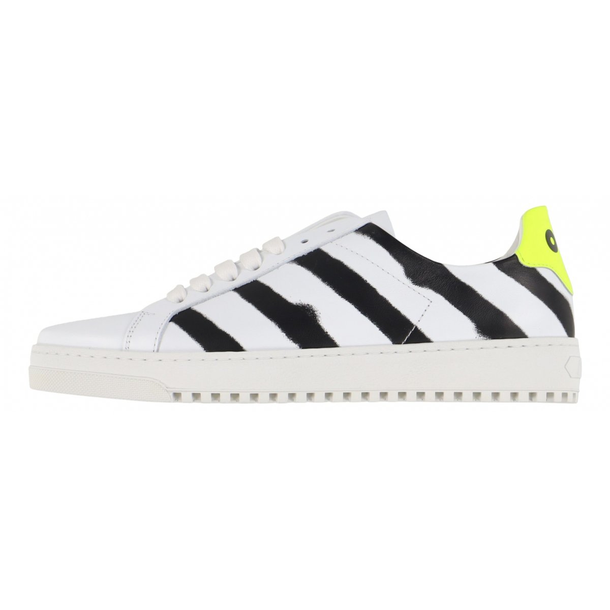 Diagonals leather trainers