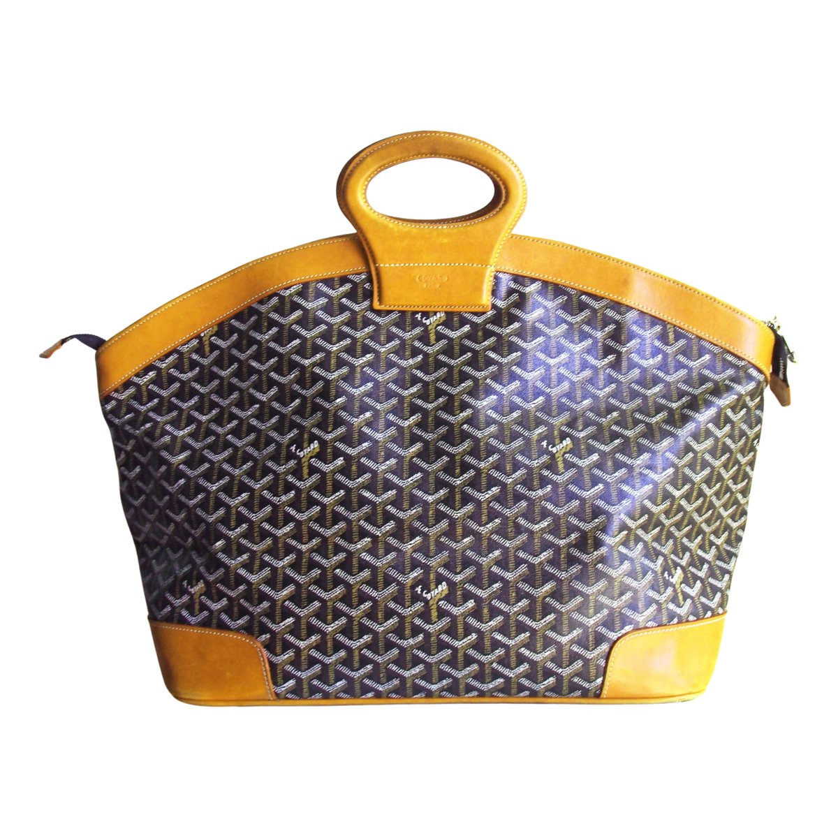 Goyard Béluga