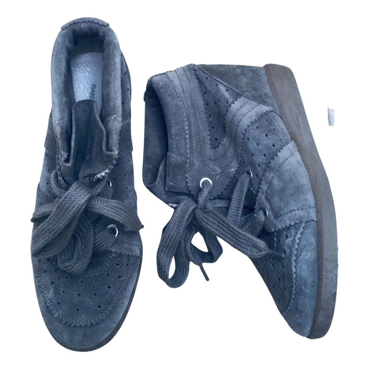 Bobby trainers
