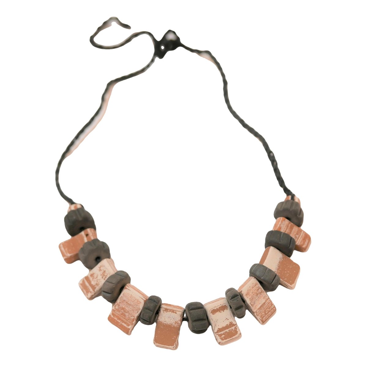 Motifs Ethniques ceramic necklace