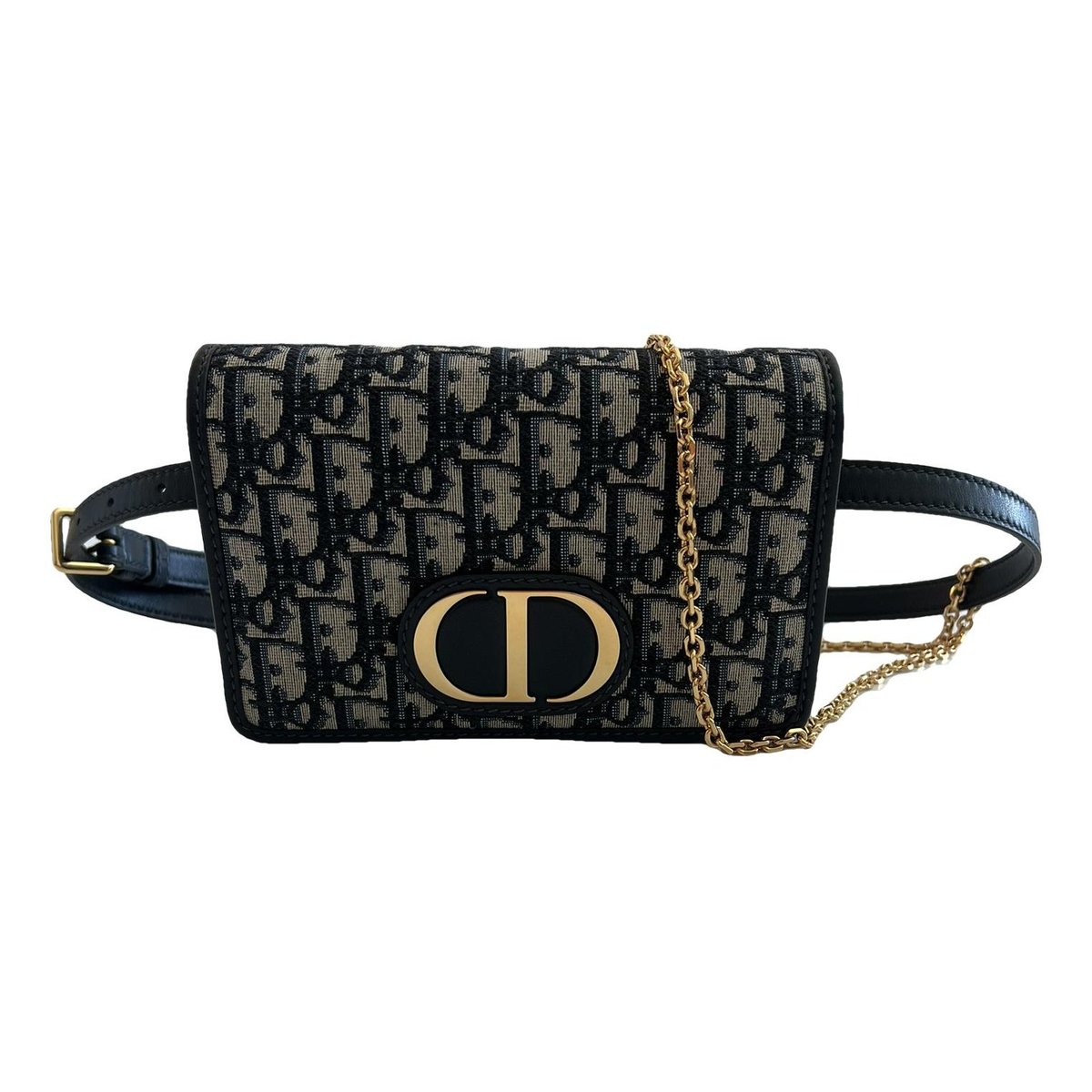 30 Montaigne 2-In-1 cloth handbag