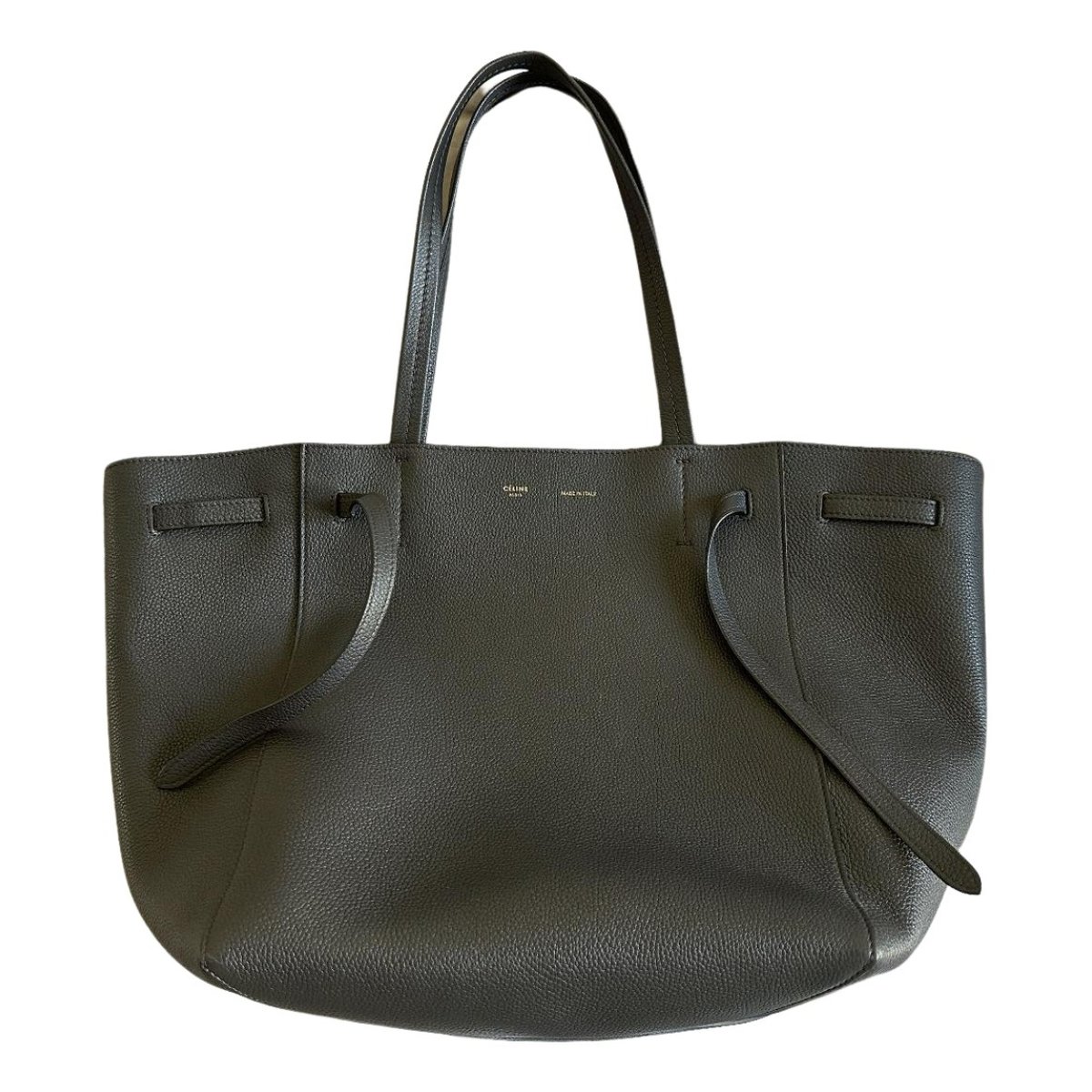 Celine Cabas Phantom