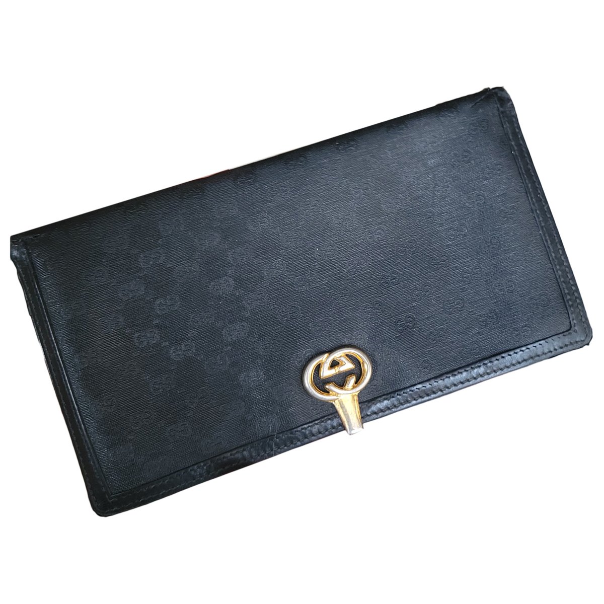 Interlocking leather wallet