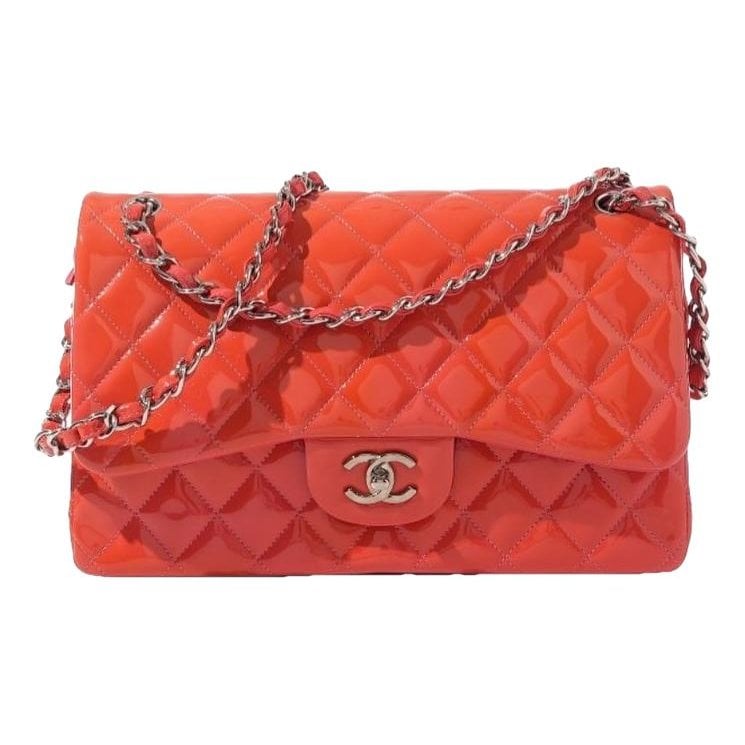 Timeless/Classique patent leather crossbody bag