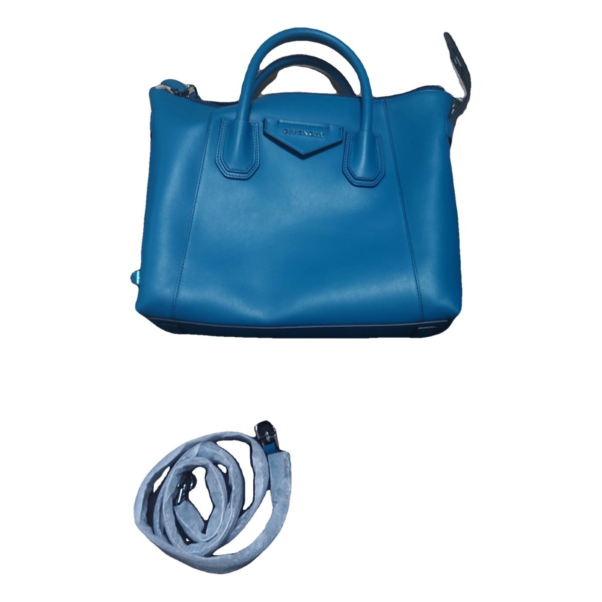 Antigona leather handbag