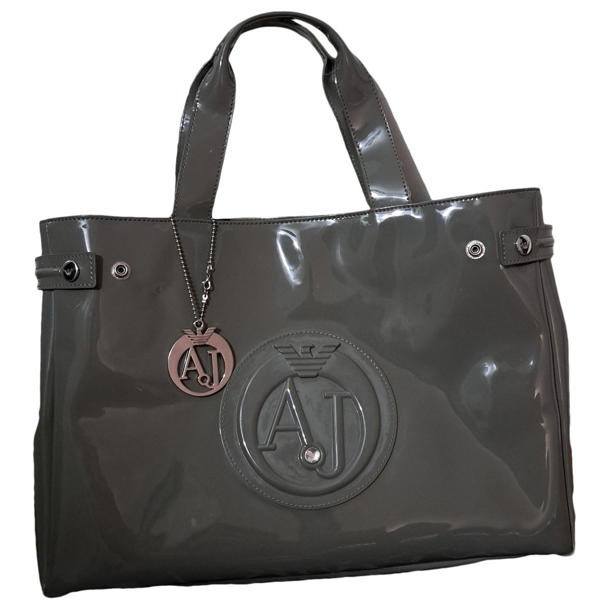 Patent leather handbag