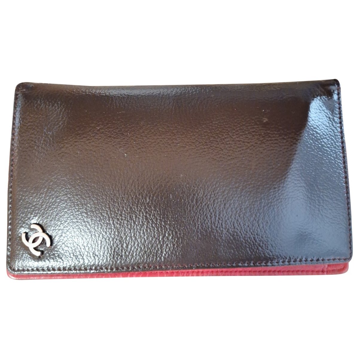 Wallet On Chain leather crossbody bag