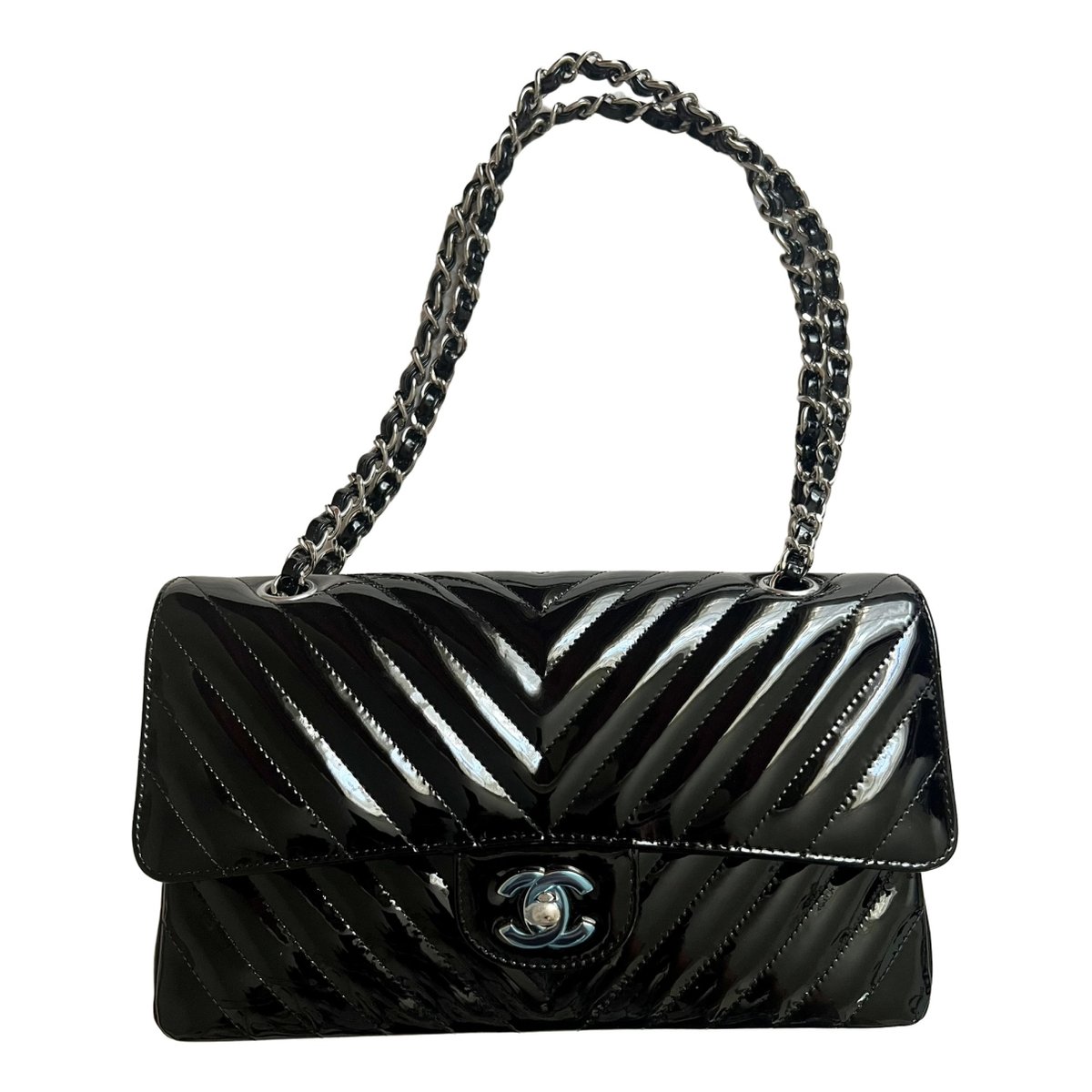 Timeless/Classique patent leather crossbody bag