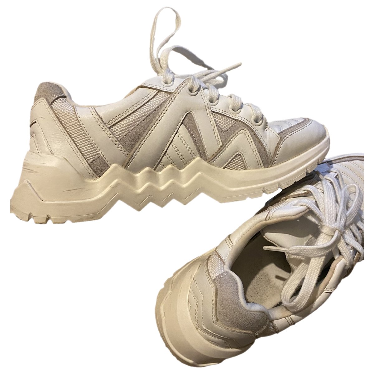 W20 leather trainers