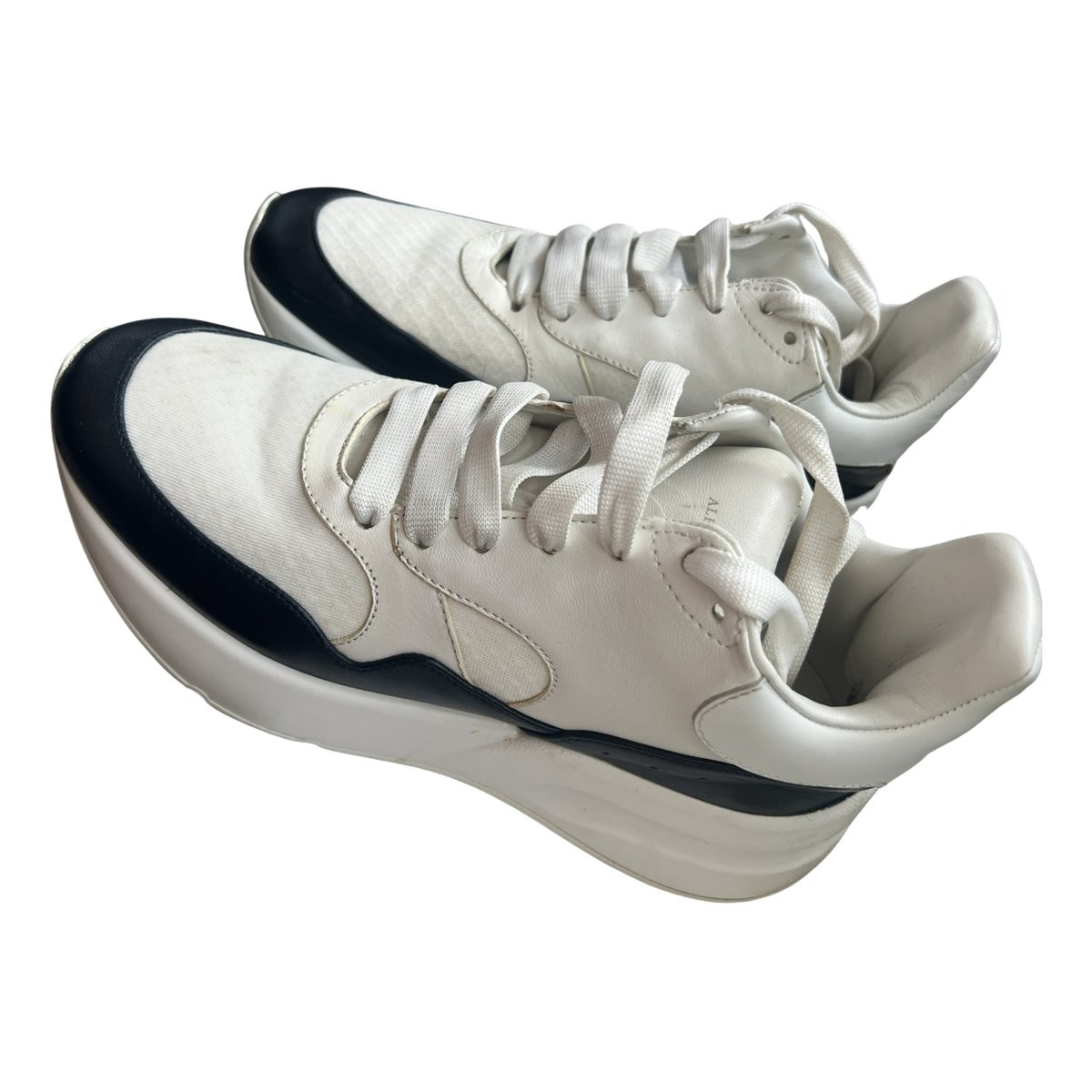Court Trainer leather trainers