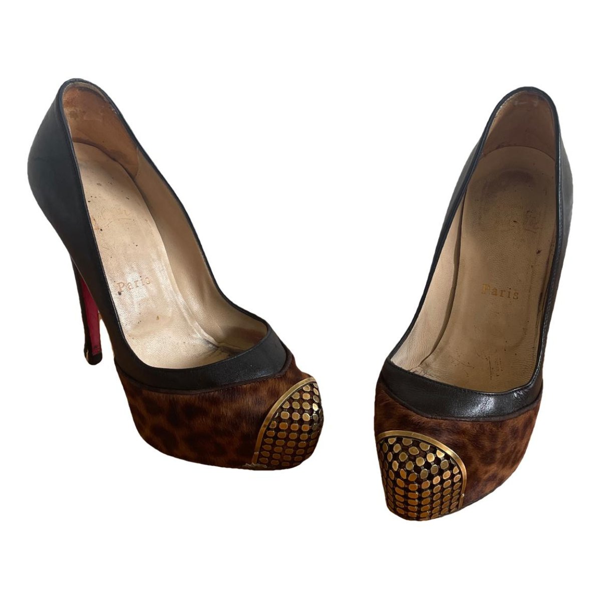 Nosy Spikes leather heels