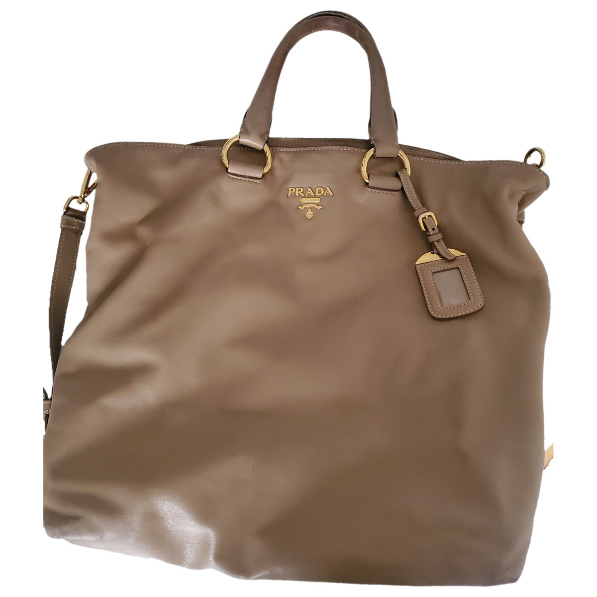 Monochrome leather tote