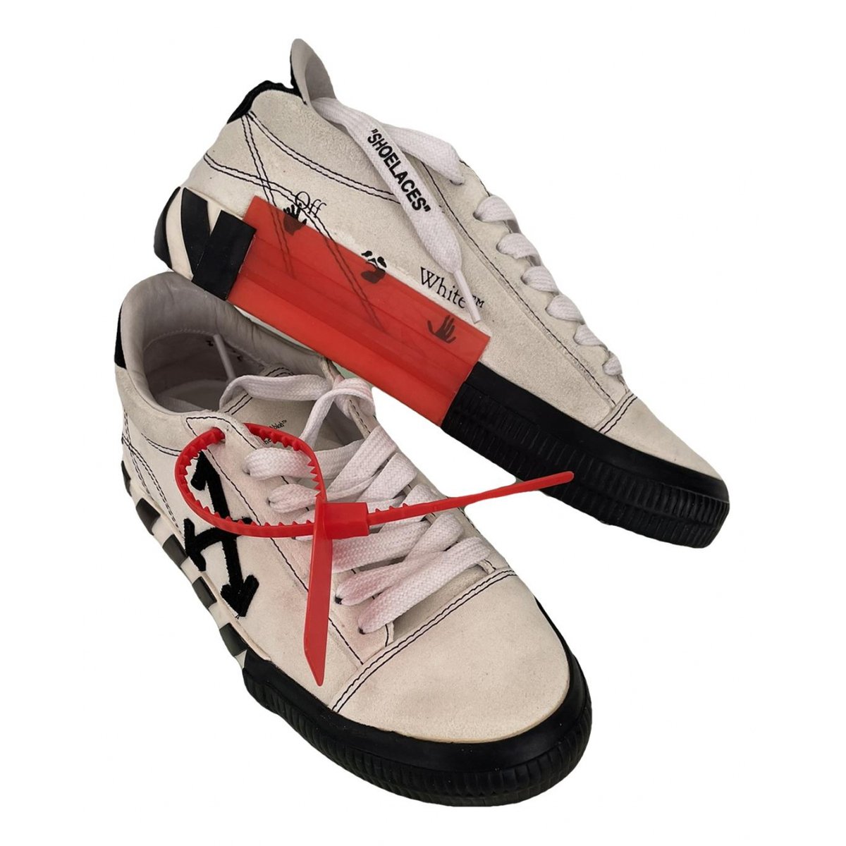 Vulcalized trainers