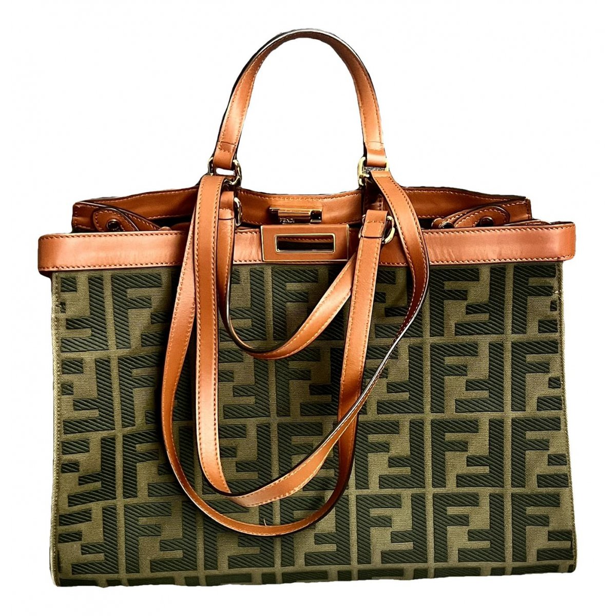 Peekaboo cloth handbag