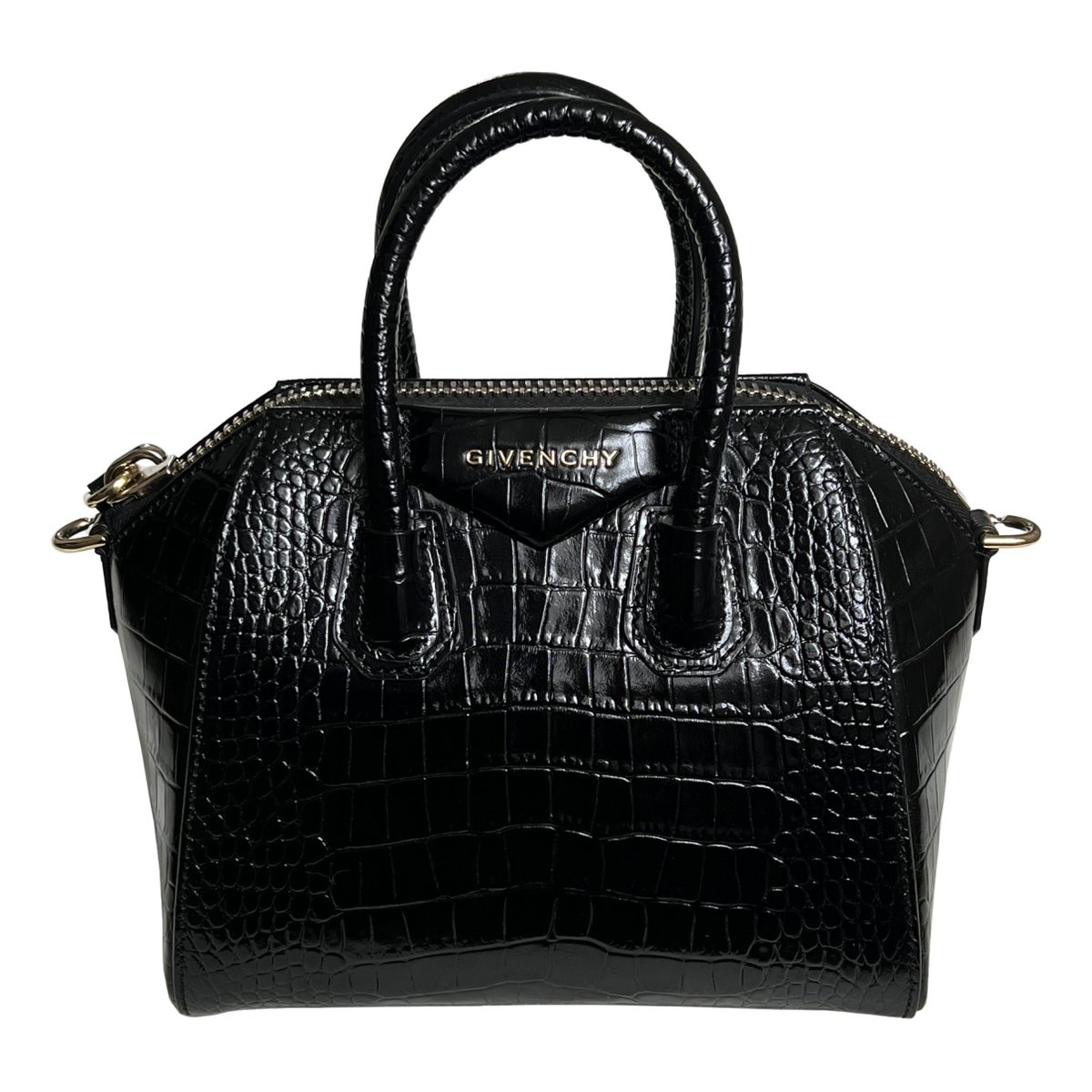 Antigona leather handbag