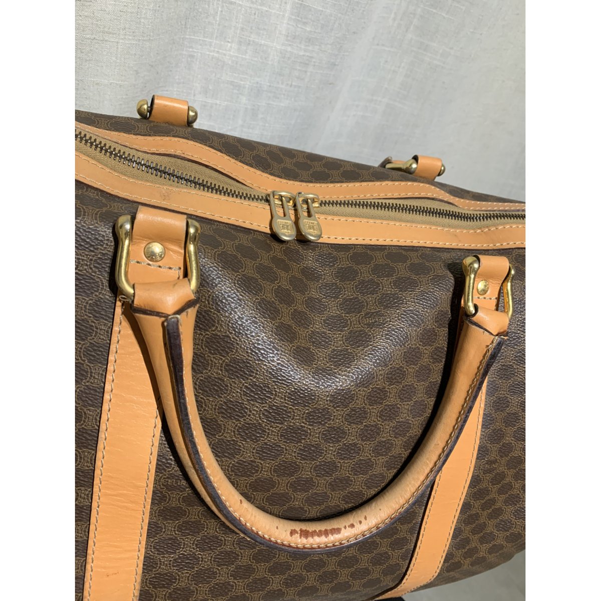 Triomphe Vintage cloth 48h bag
