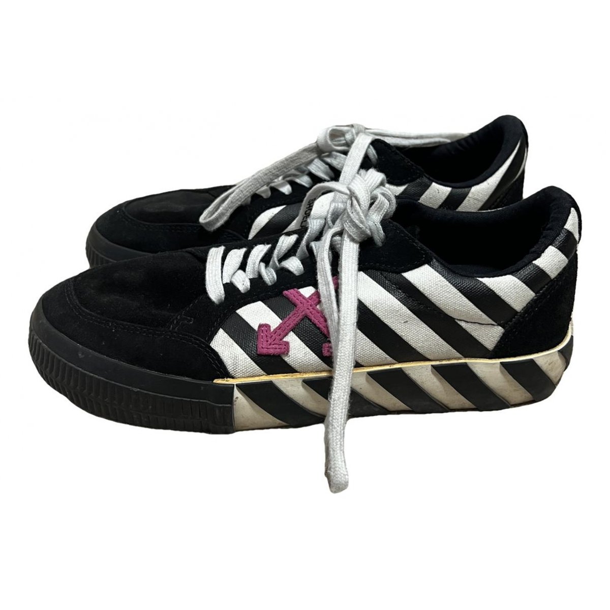 Low Top trainers