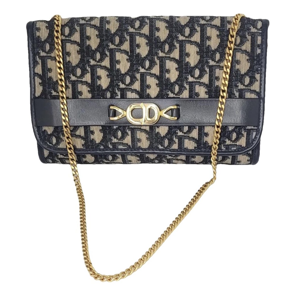 30 Montaigne Chain cloth bag