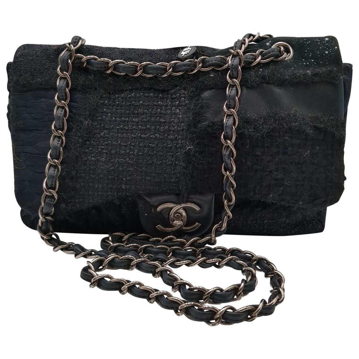 Timeless/Classique tweed crossbody bag