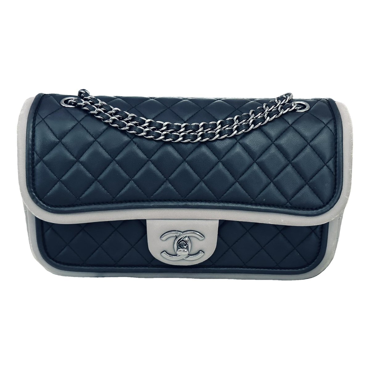 Timeless/Classique leather crossbody bag