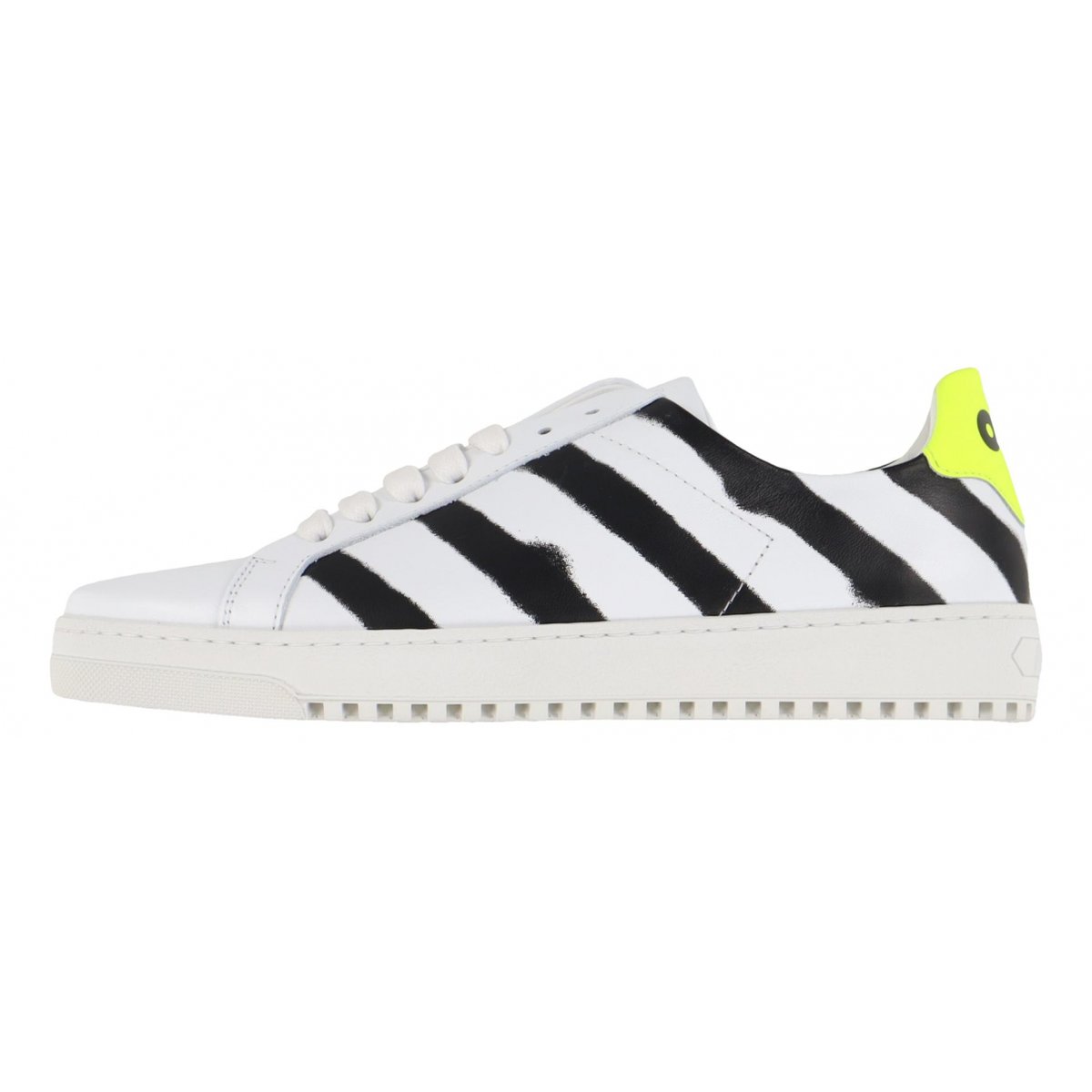Diagonals leather trainers