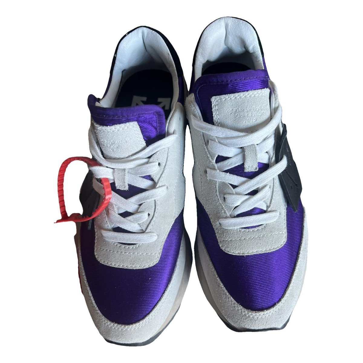 Runner leather trainers