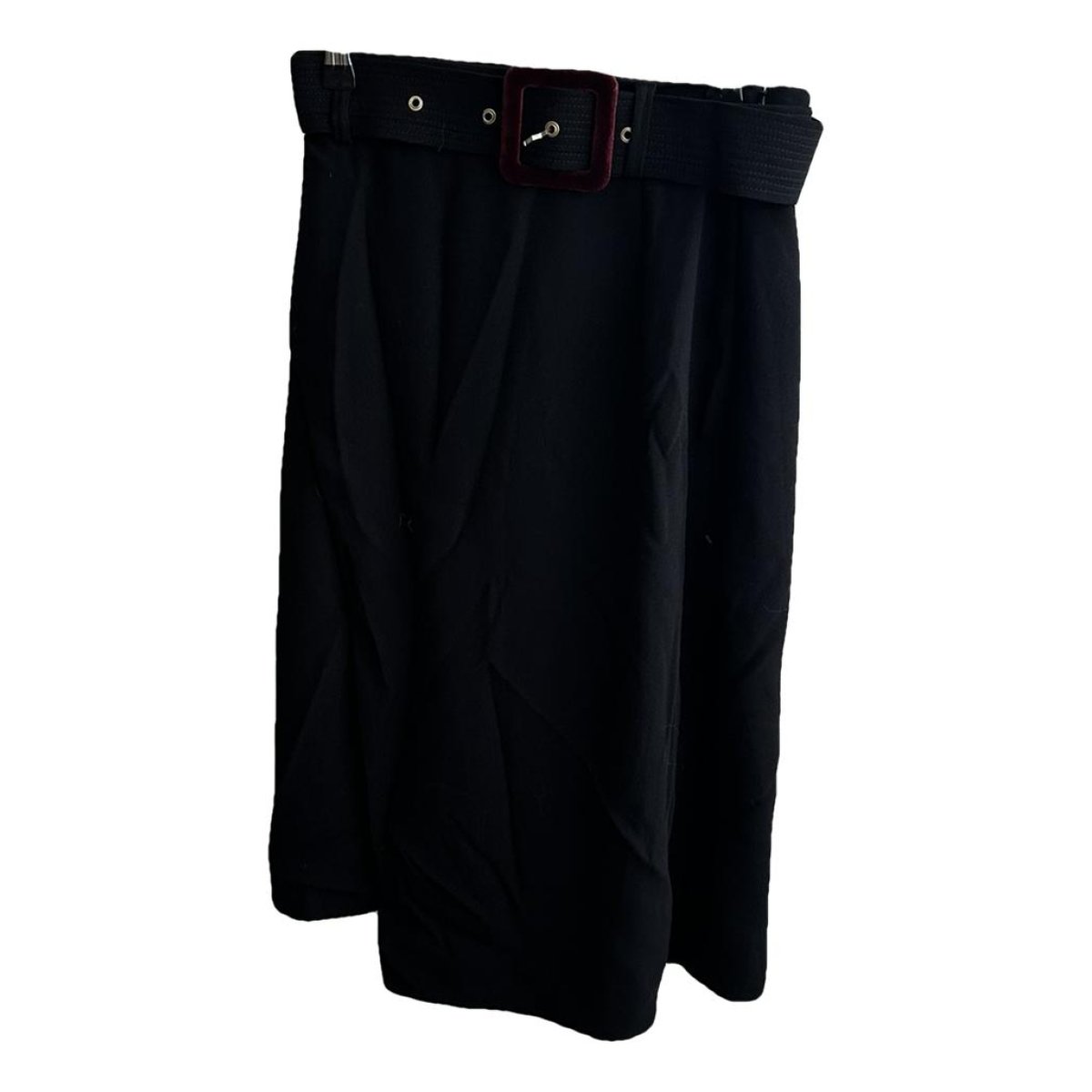 Fall Winter 2019 mid-length skirt