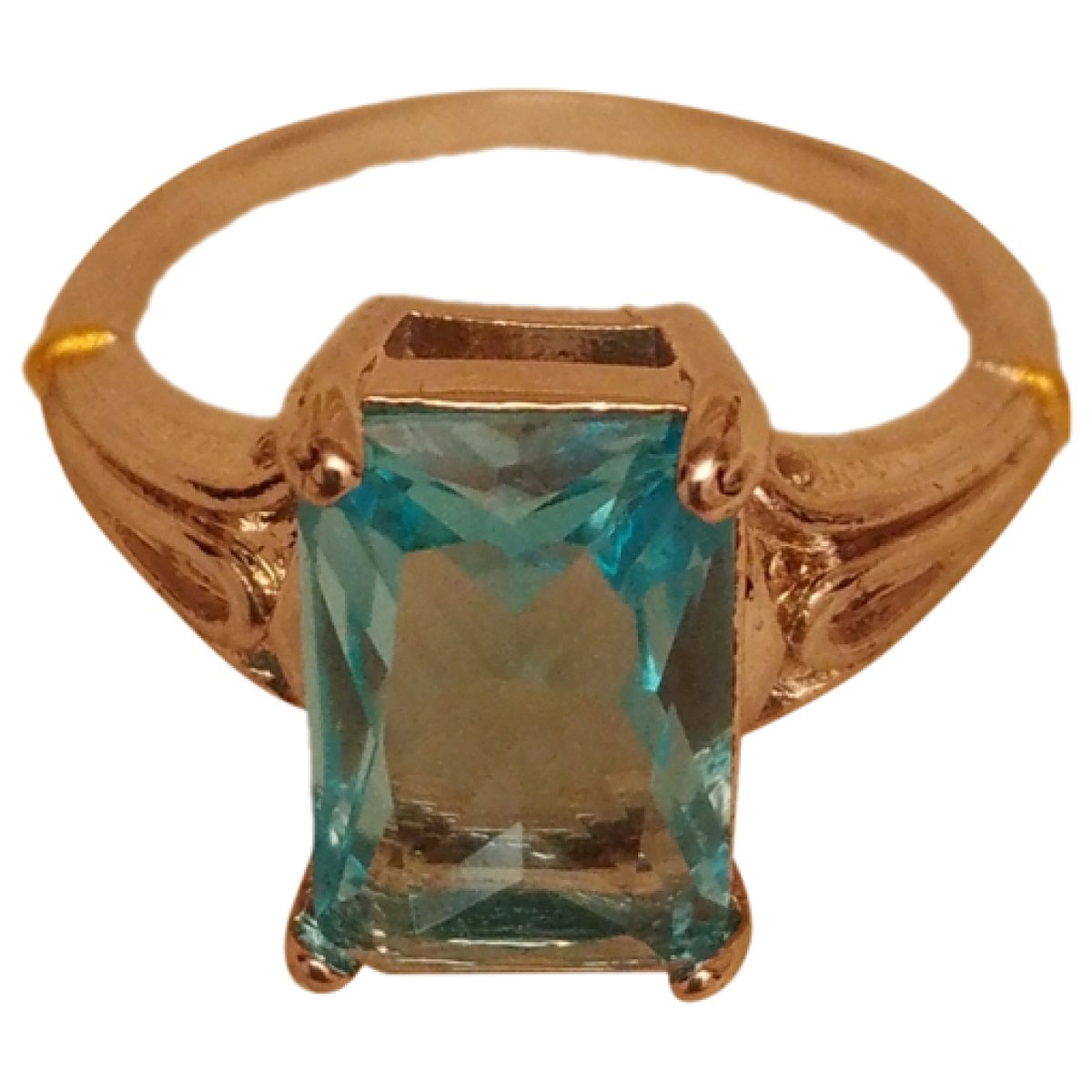 Solitaire ring