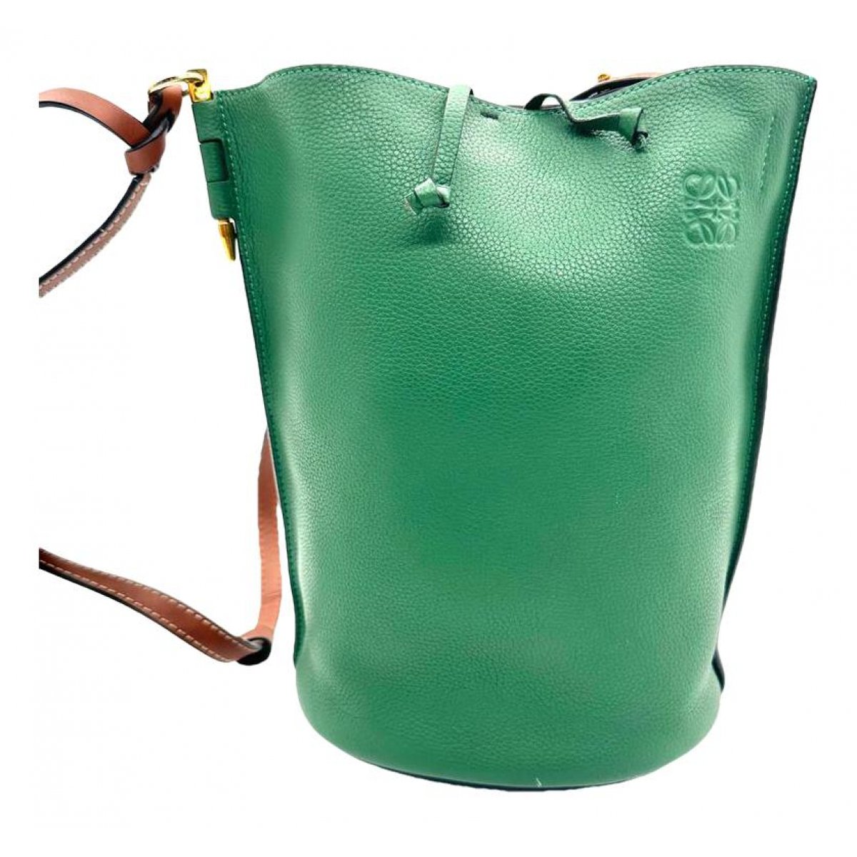 Gate Bucket leather handbag