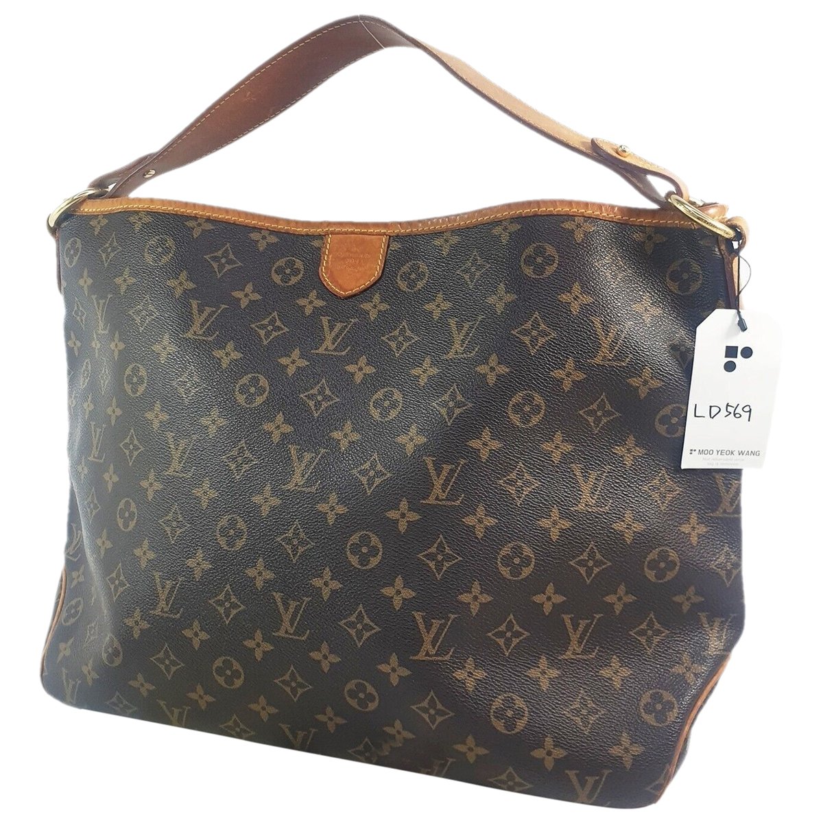 Delightful leather handbag