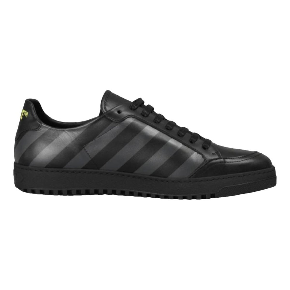 Diagonals leather trainers