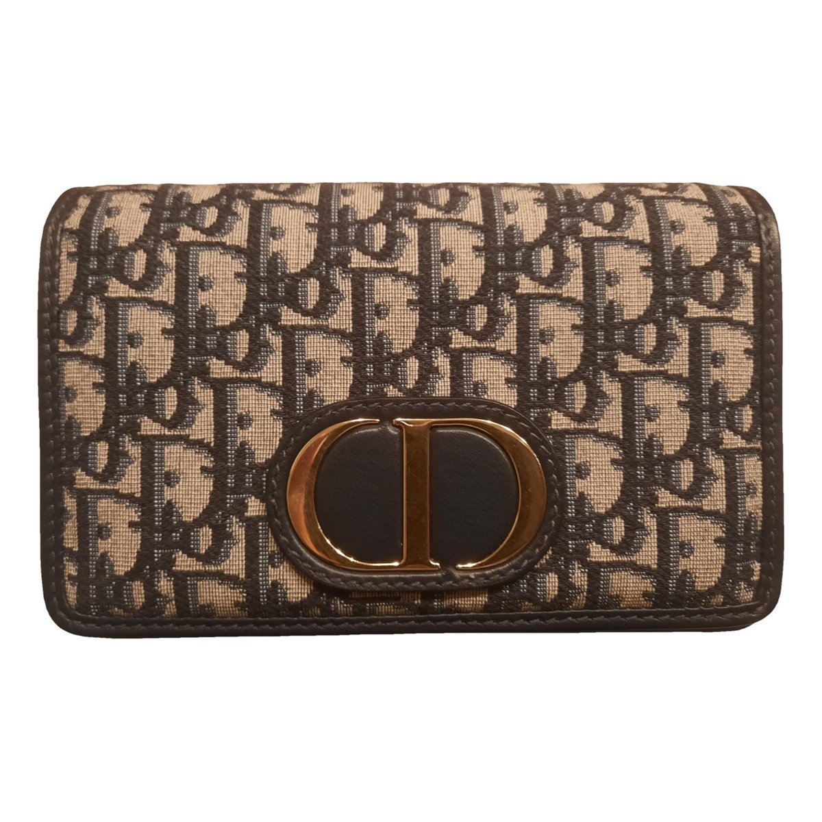 30 Montaigne 2-In-1 wool handbag