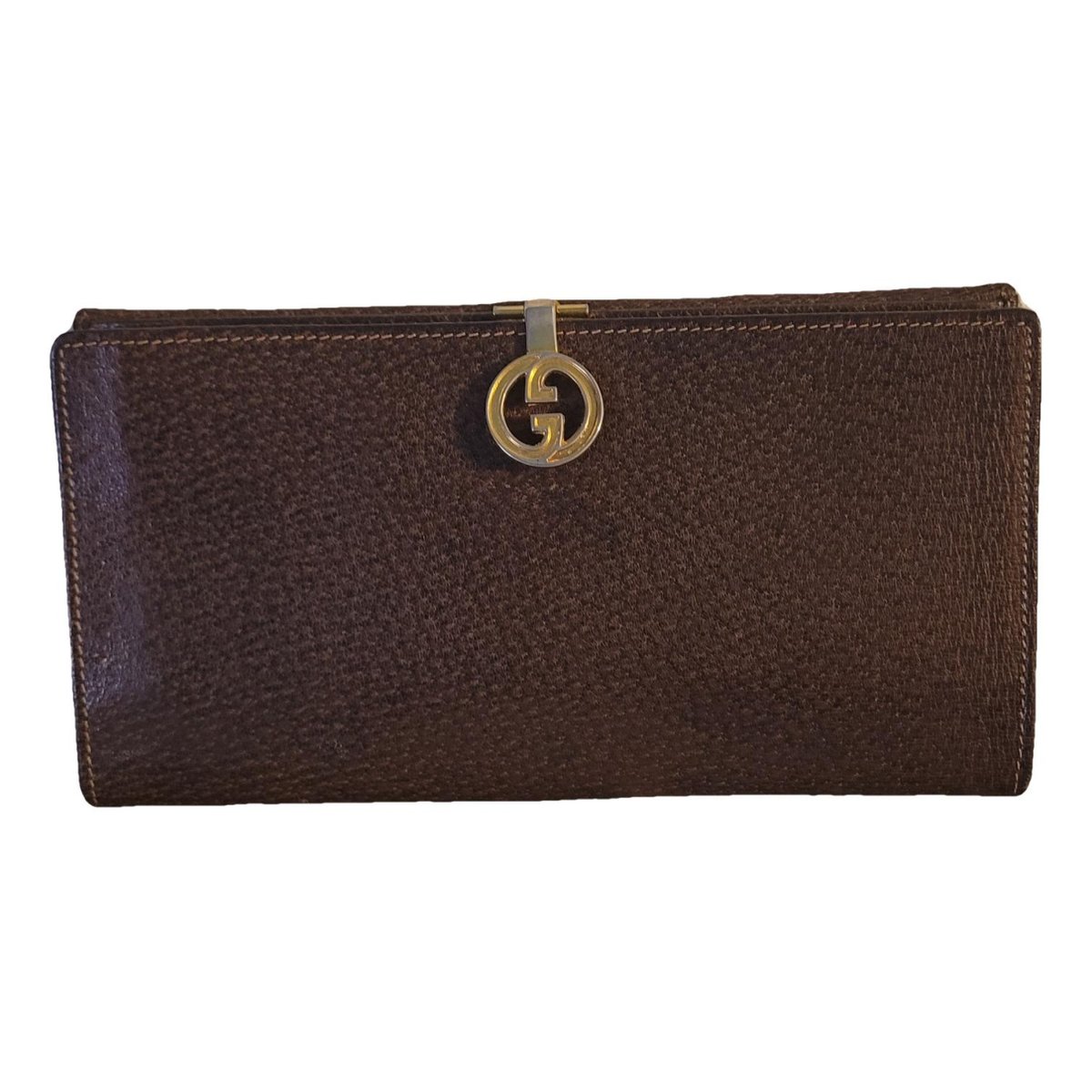 Interlocking leather wallet