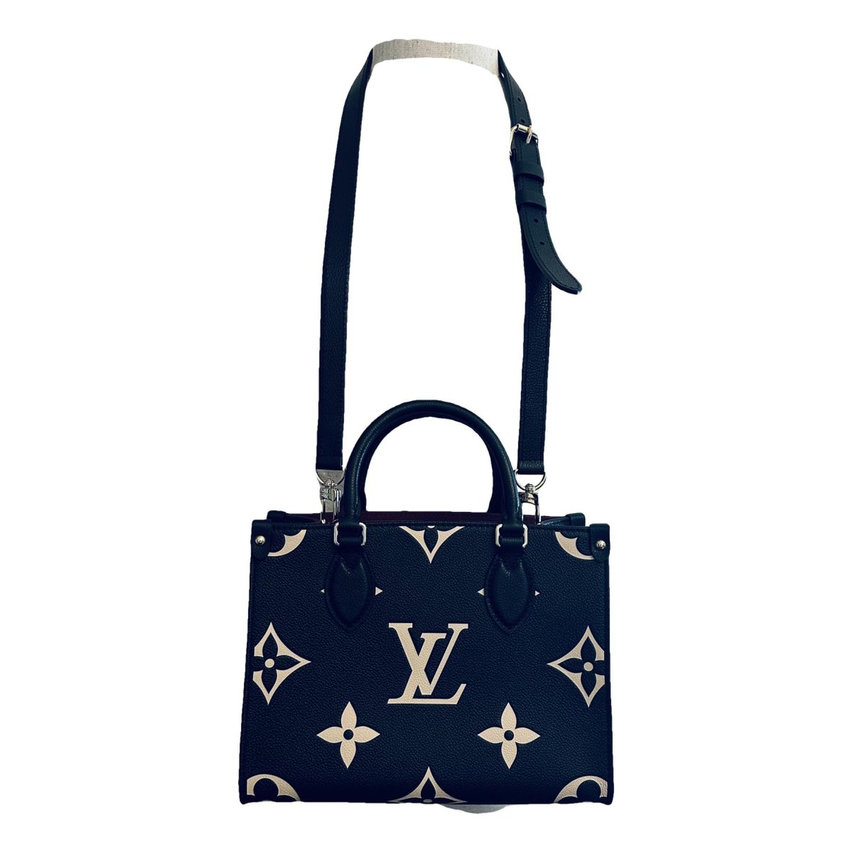 Onthego leather tote