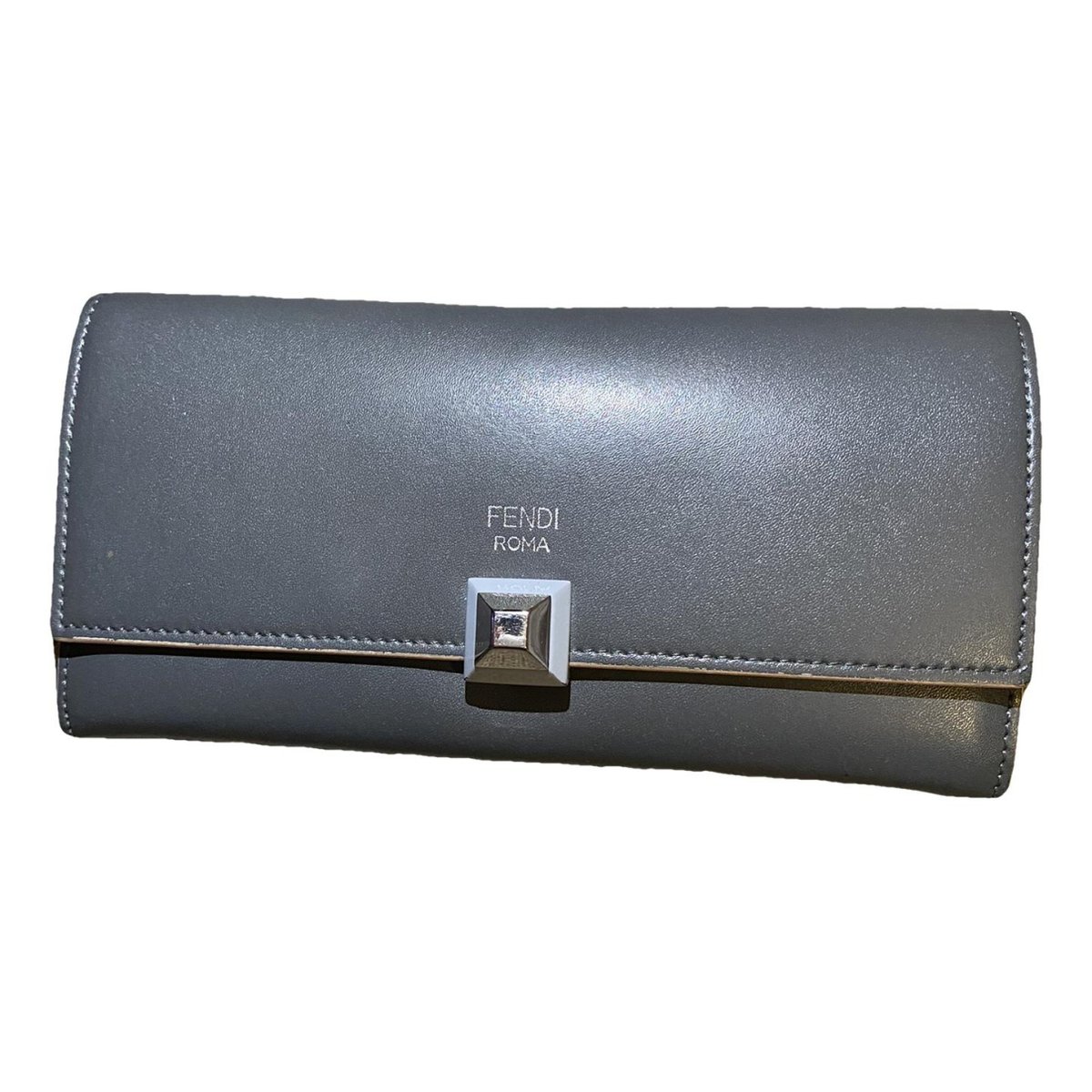 Baguette leather wallet