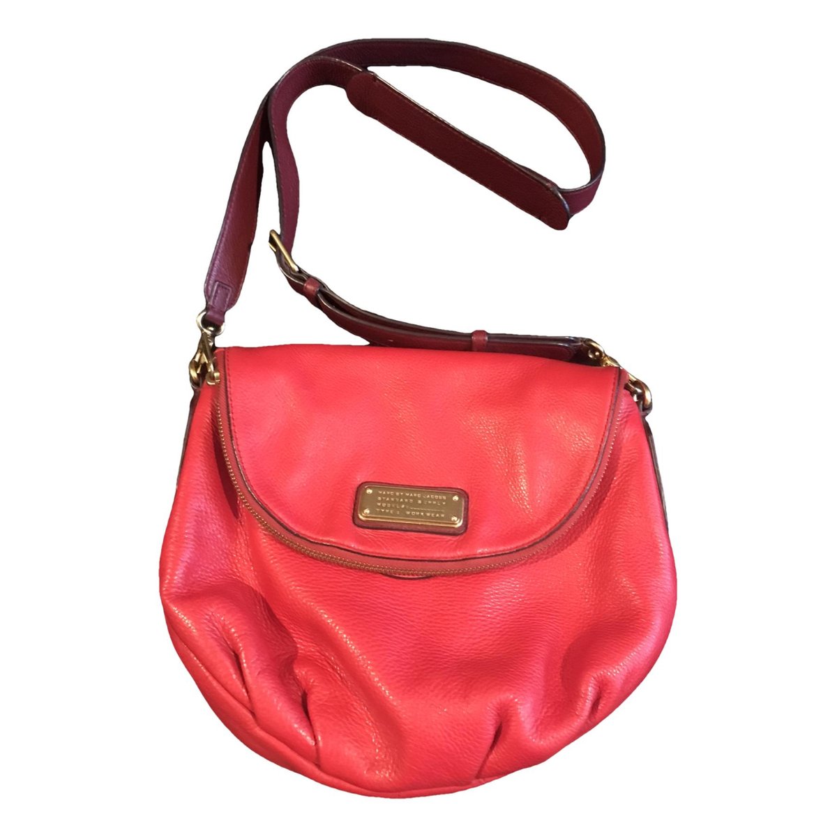 Classic Q leather crossbody bag