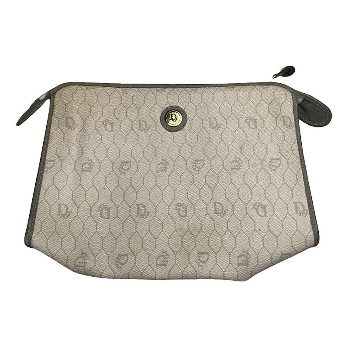 30 Montaigne leather clutch bag