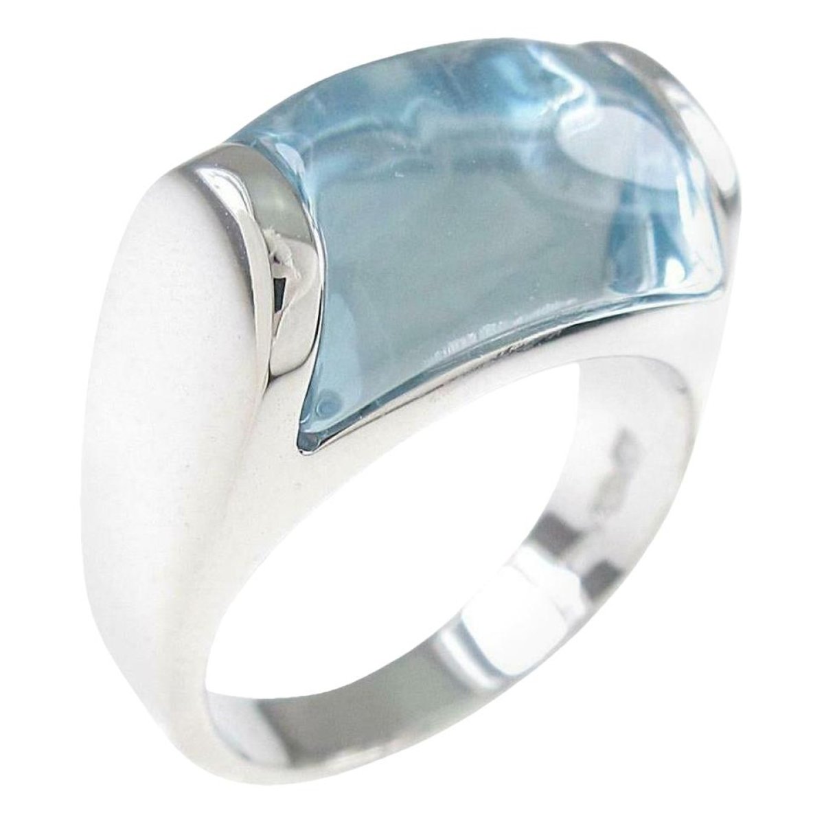 Tronchetto white gold ring