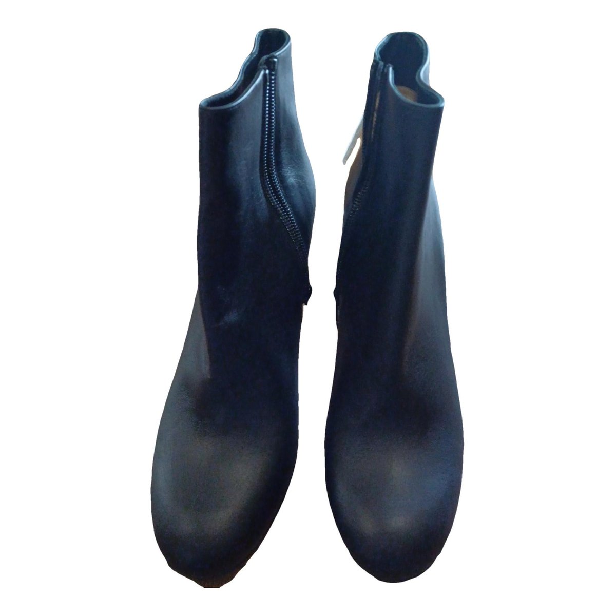 Suzy Folk leather ankle boots