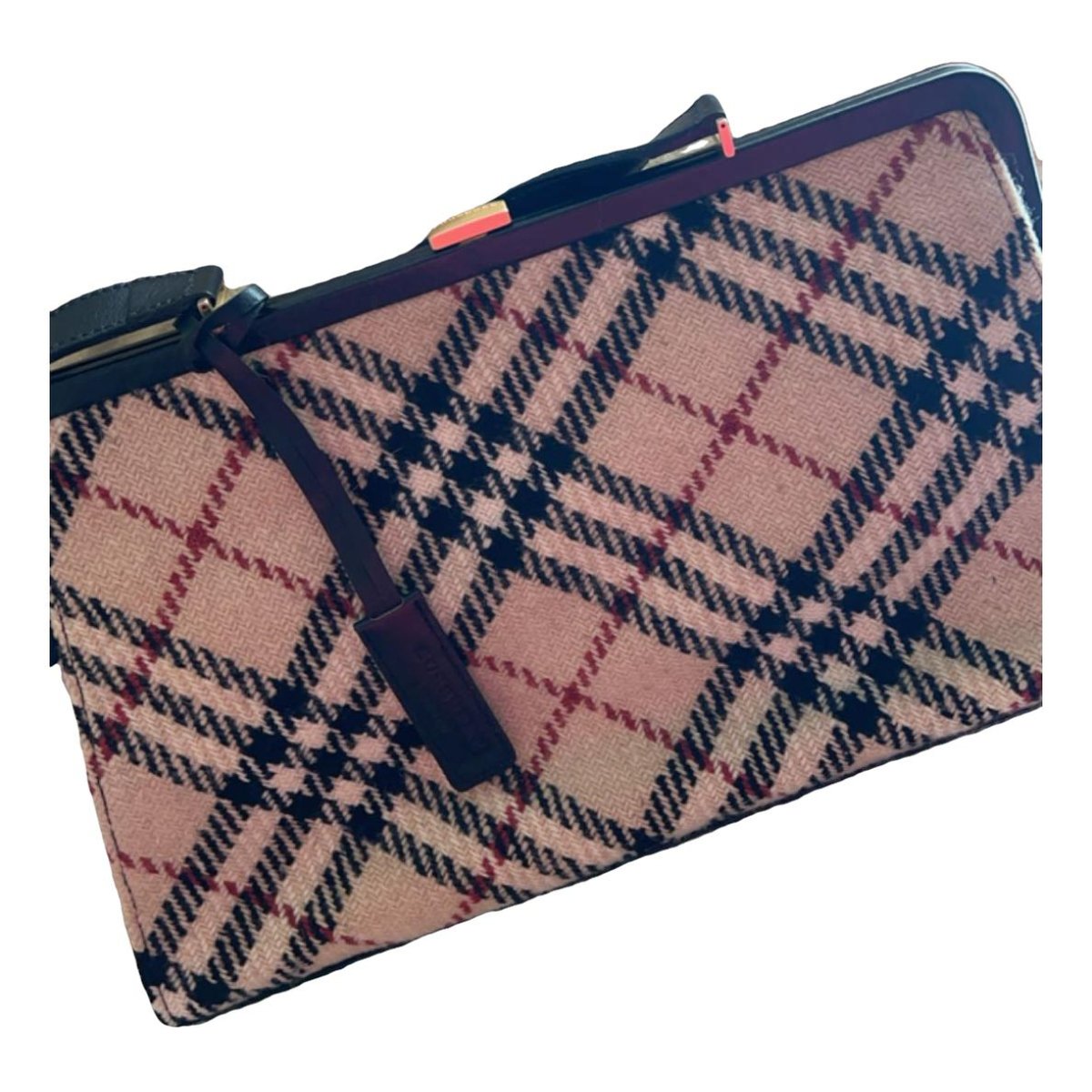 Title tweed handbag