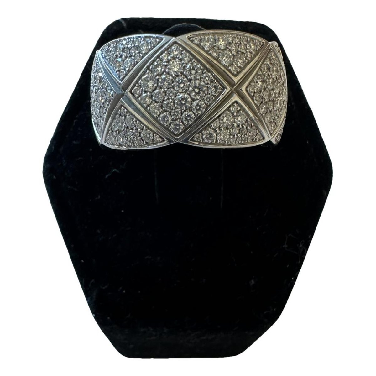 Coco Crush white gold ring