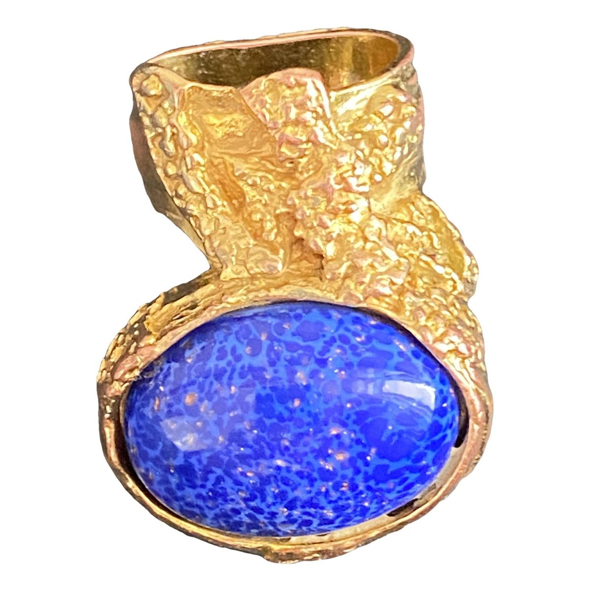 Arty ring