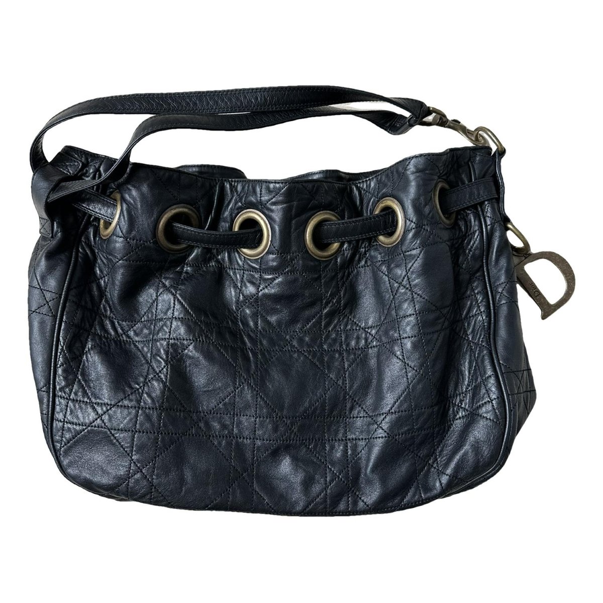 Drawstring leather handbag