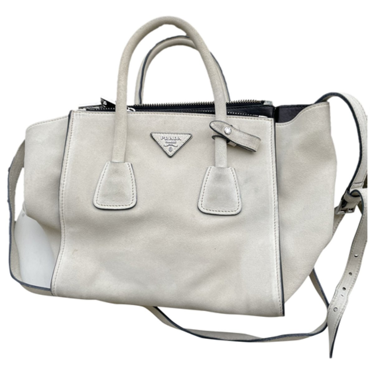 Monochrome handbag