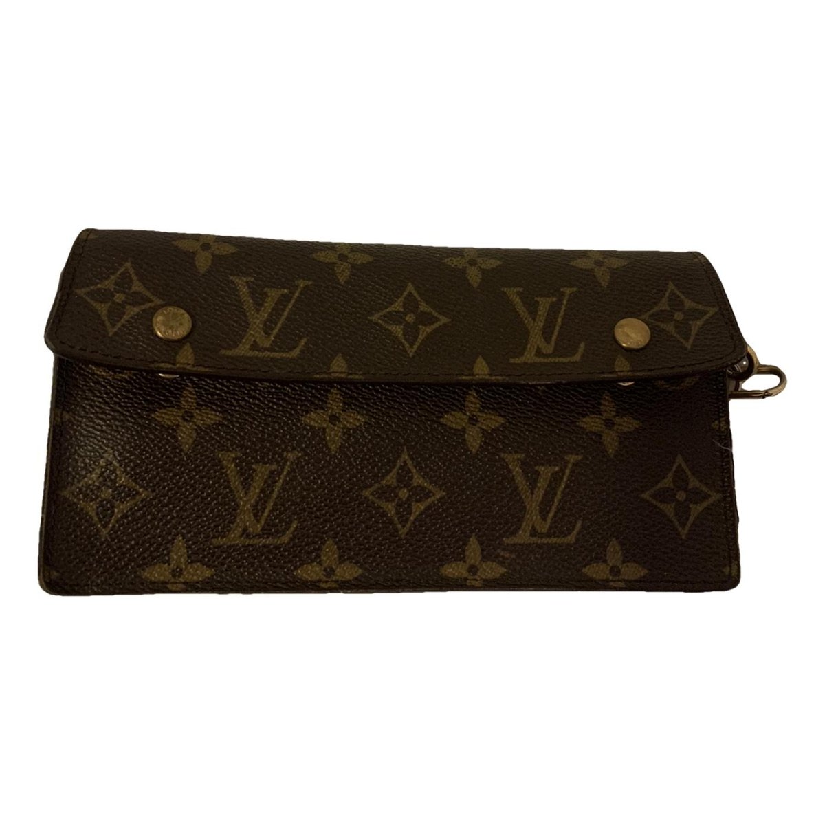 Zippy leather wallet