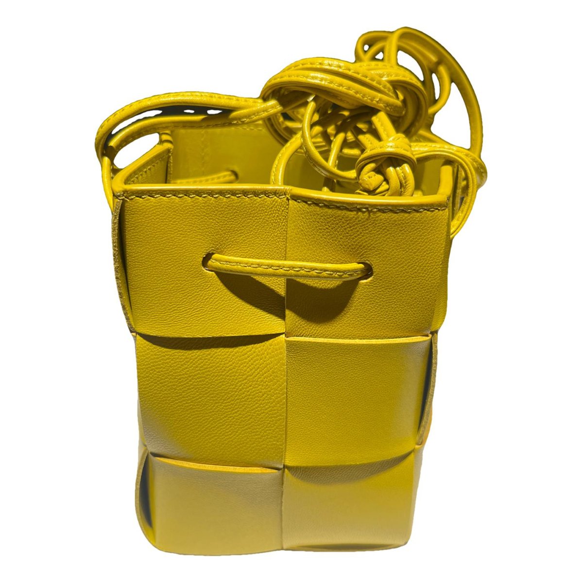 Cassette Bucket leather handbag