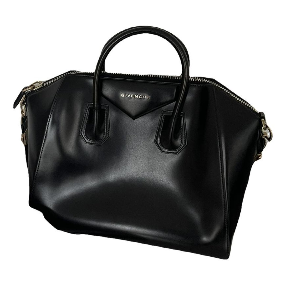 Antigona leather handbag